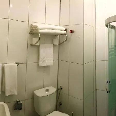 מלון Urga Butik & Restaurant *