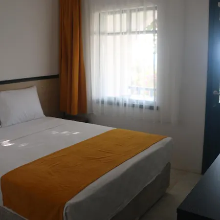 Hotel Urga Butik & Restaurant *