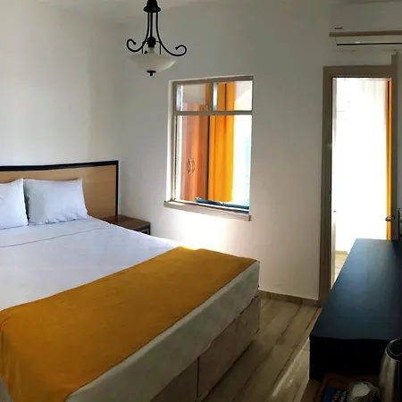 Urga Butik & Restaurant Güllük