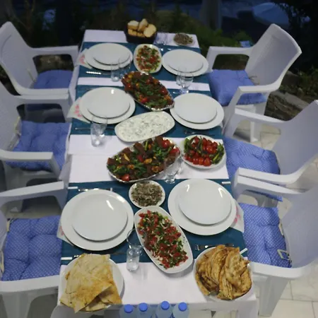 Urga Butik & Restaurant Gulluk